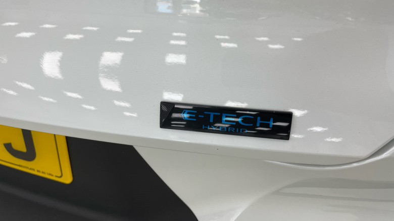Renault Symbioz 1.6 E-Tech FHEV 145 Iconic Esprit Alpine 5dr Auto Hybrid Estate